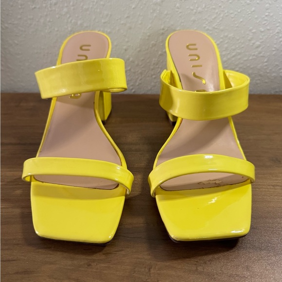 UNISA WOMEN'S CHRISSY SQUARE TOE HEELED SANDALS,YELLOW, US SIZE 6.5 MEDIUM, FUN! - Picture 8 of 13